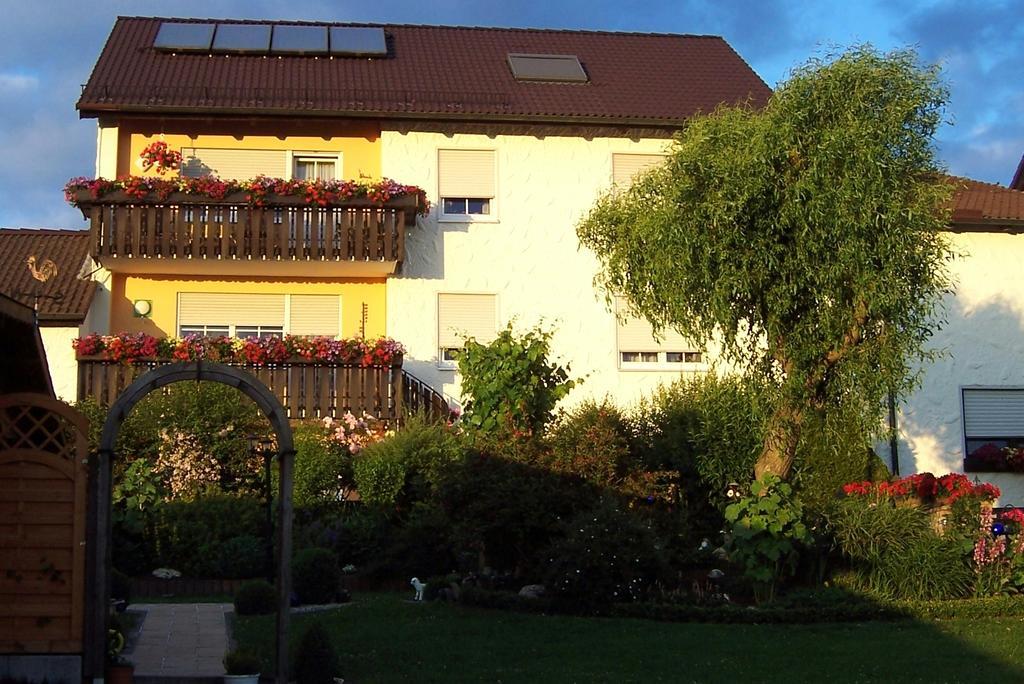Haus Rossner Apartman Nemmersdorf Kültér fotó